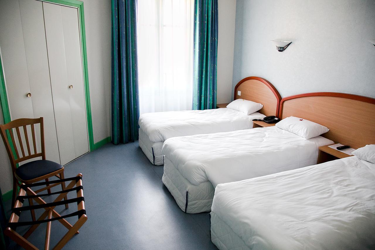 Logis Hotel Du Commerce Volvic Dış mekan fotoğraf